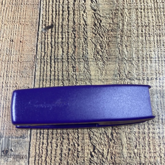 SWINGLINE | Small Purple/Blue Desk Stapler - Picture 8 of 8